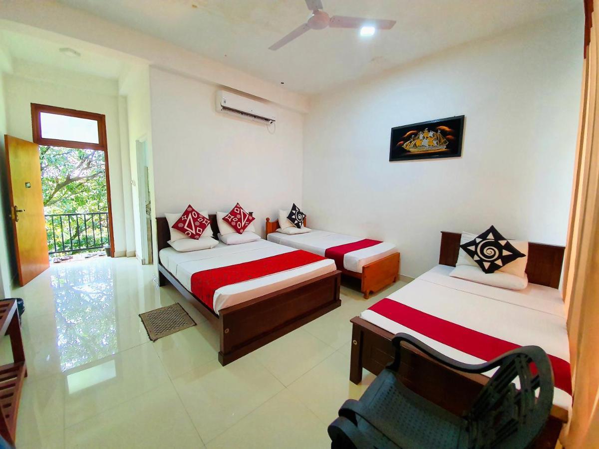 Salubrious Resort Anuradhapura Esterno foto