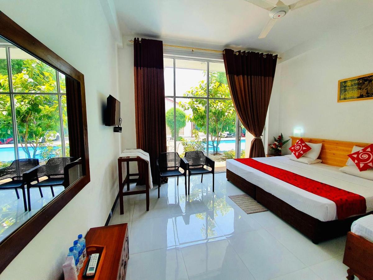 Salubrious Resort Anuradhapura Esterno foto