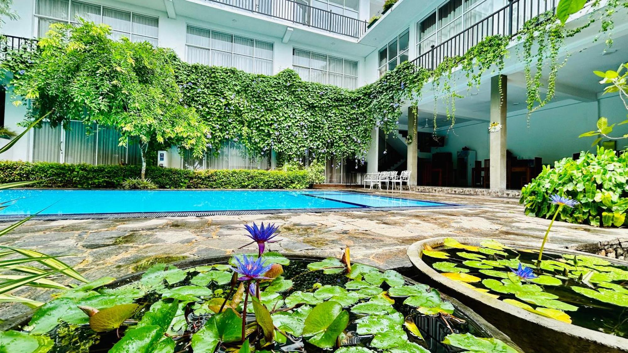 Salubrious Resort Anuradhapura Esterno foto