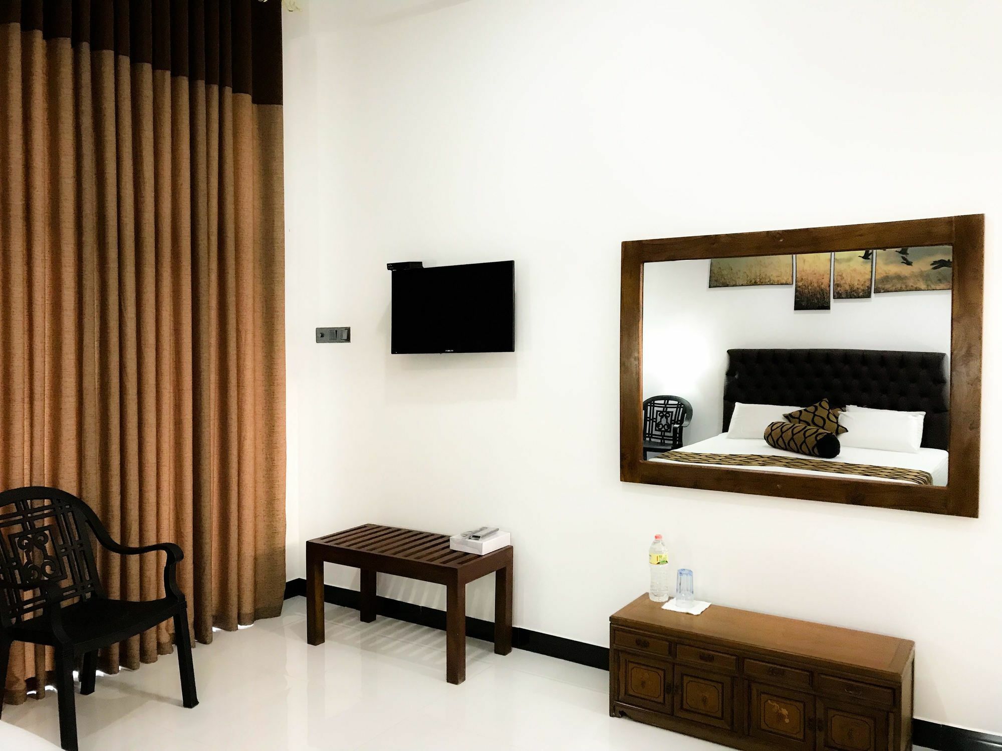 Salubrious Resort Anuradhapura Esterno foto