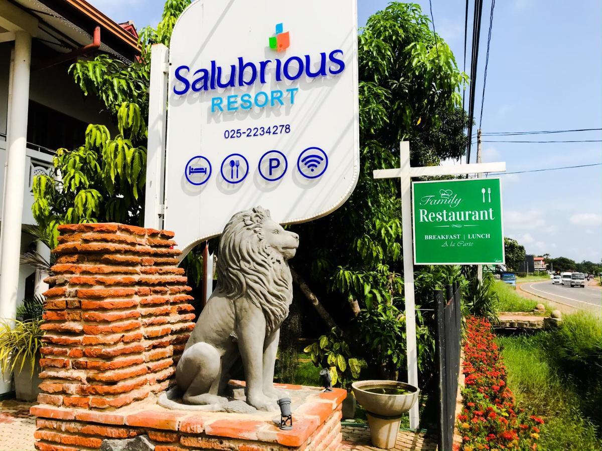 Salubrious Resort Anuradhapura Esterno foto
